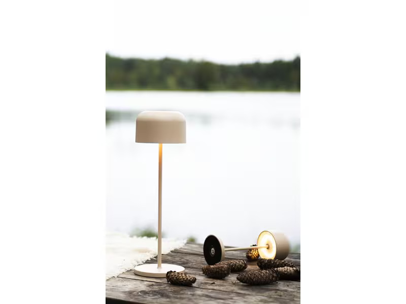Konstsmide Tischleuchte Lille USB, 2200 / 2700 K, 3.5 W, Sand