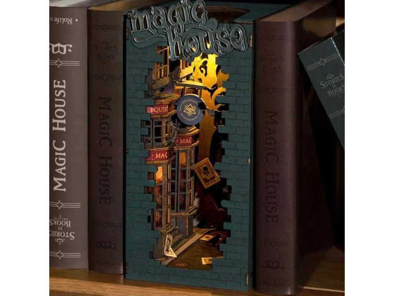 RoboTime Bausatz Book Nook Magic House