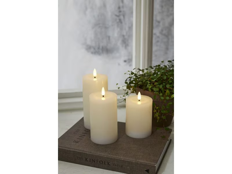 Star Trading LED-Kerze Flamme Flow, Ø 7.5 x 12.5 cm, Weiss