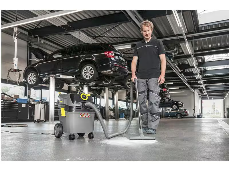 Kärcher Professional Nass-/Trockensauger  NT 30/1 Ap L, 1380 W