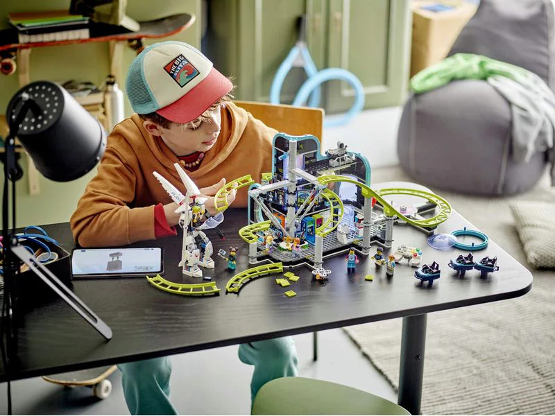 LEGO® City Achterbahn mit Roboter-Mech 60421