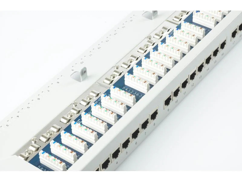equip Patchpanel 24 Port, LSA, 1HE 19 Rack