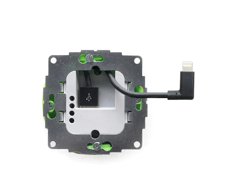 Smart Things UP Netzteil sCharge 12W mit Lightning Anschluss