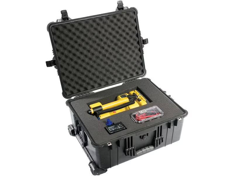 Peli Schutzkoffer 1610 mit Schaumstoffeinlage, Schwarz