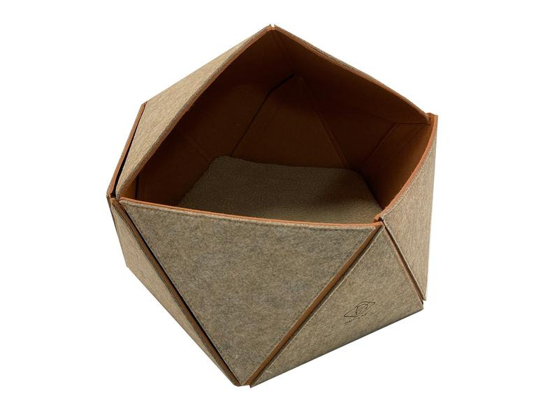 Ebi D&amp;D Katzenhaus Logan, 51 x 41 cm, Braun