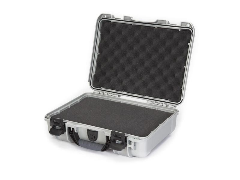 Nanuk Kunststoffkoffer 910 - mit Schaum Silber