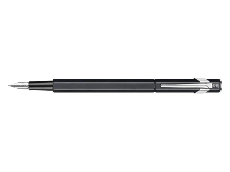 Caran d'Ache Füllfederhalter 849 Classic Line Medium (M), Schwarz