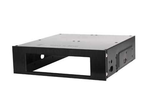 [90133326 148176] SilverStone Einbaurahmen FP55B