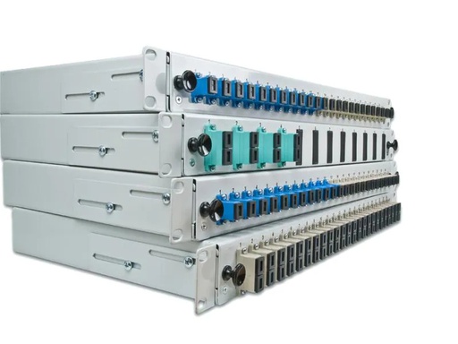 [90093456 315532] Lightwin 19 Verteiler Set Box mit 24xE2000/APC Kupplungen SM
